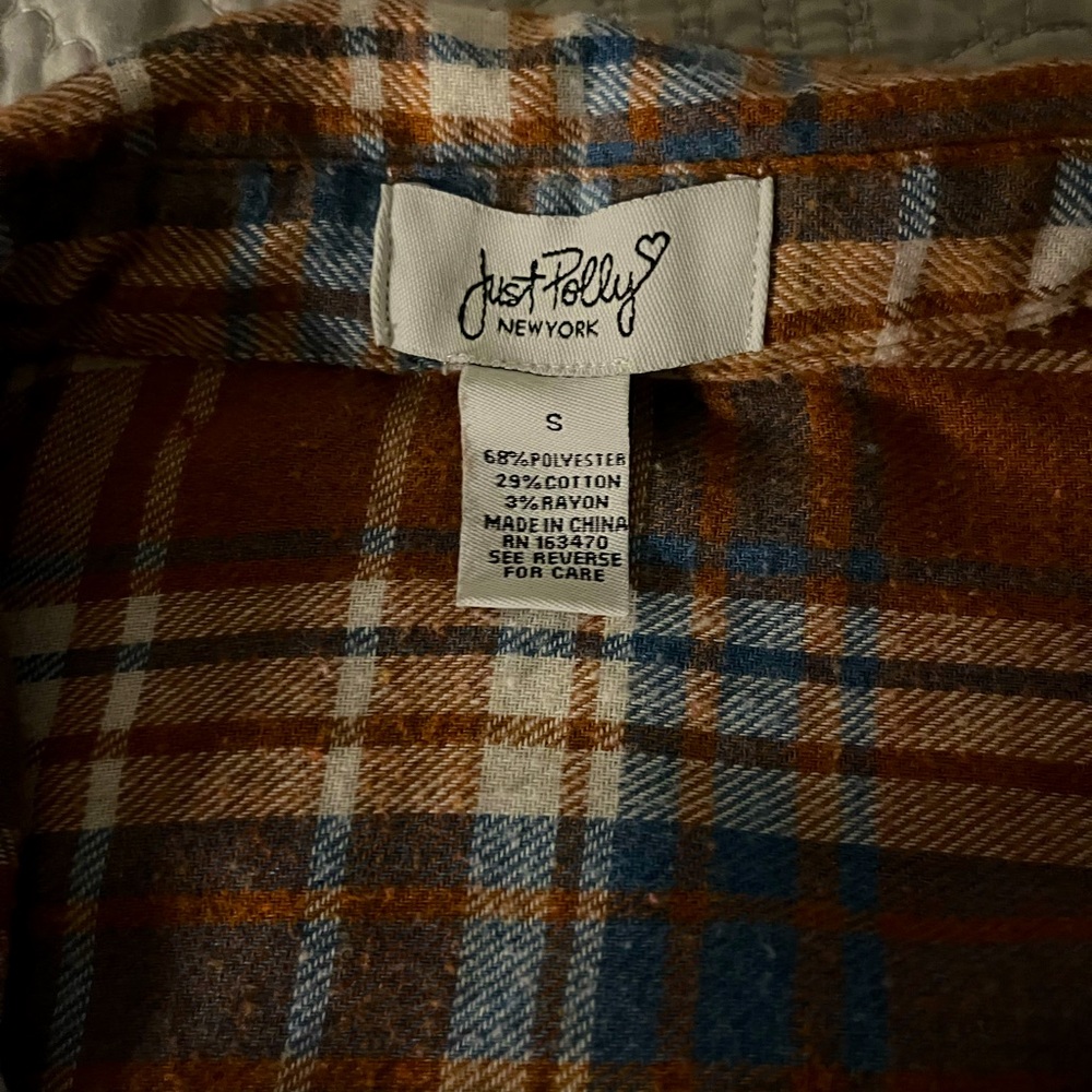 Couldn’t wear this anymore but it’s really cute and not really used.